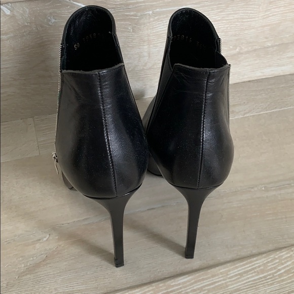 Saint Laurent Booties - Picture 4 of 7